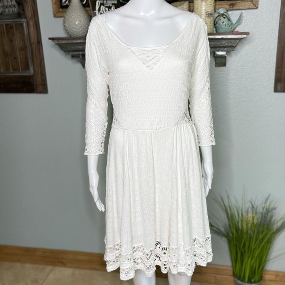 Free People 'To the Point' Lace Inset Crinkled Fit Flare Dress Size Small - Picture 5 of 15